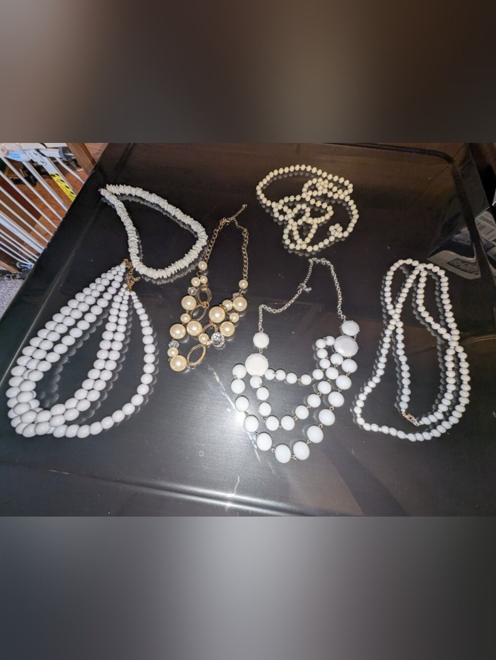 6 Pcs Vintage Costume Jewelry Necklace Lot